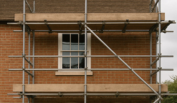 Scaffolding erection in Brogborough